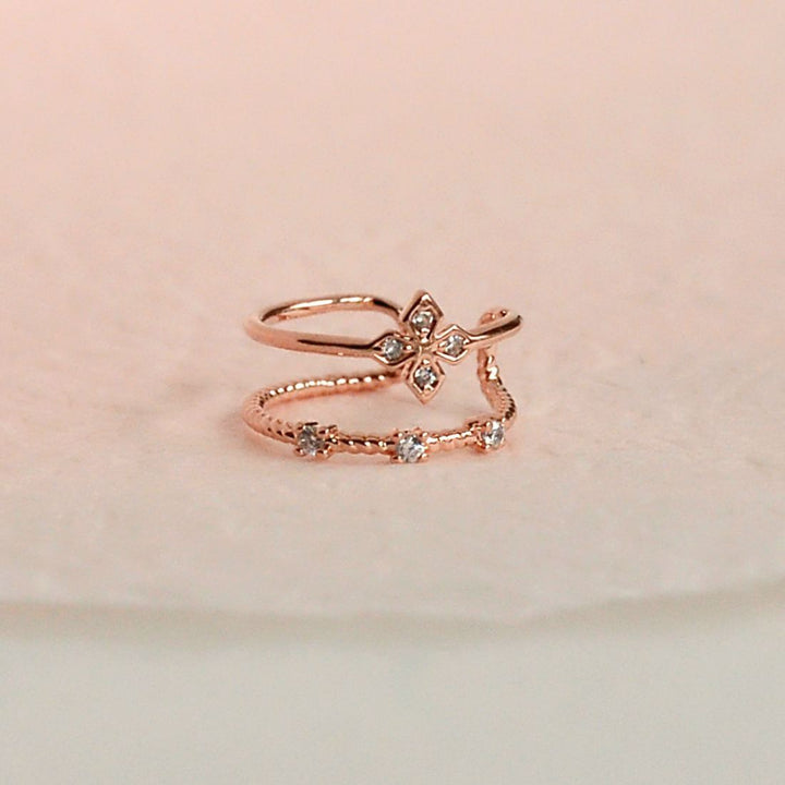 Earcuff Flora - Bijoux Majolie - Idées cadeaux à prix tout doux!