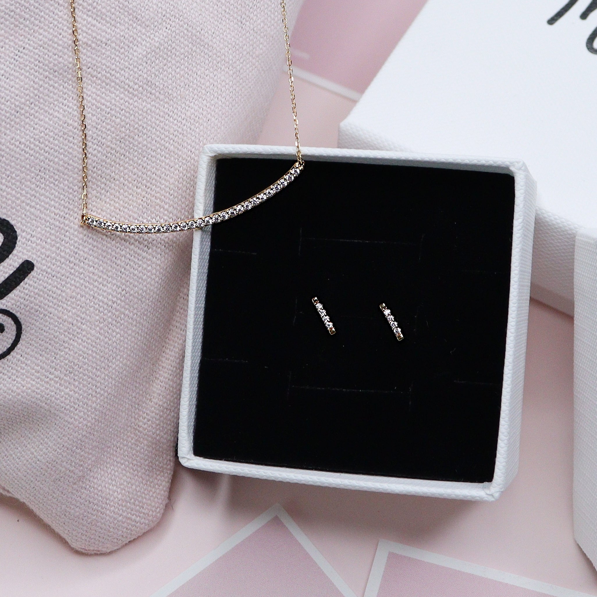 Puces Joy - Bijoux Majolie - Idées cadeaux à prix tout doux!