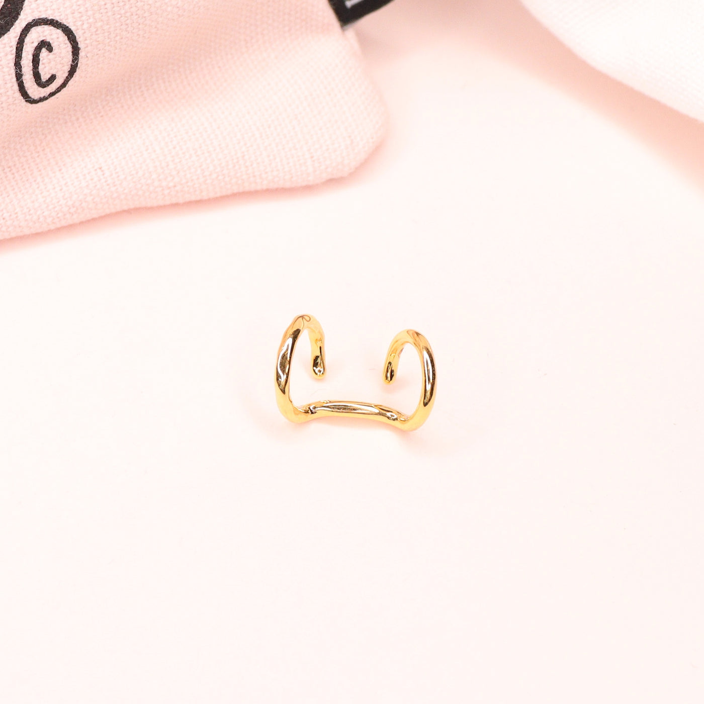 Earcuff Ira - Bijoux Majolie - Idées cadeaux à prix tout doux!